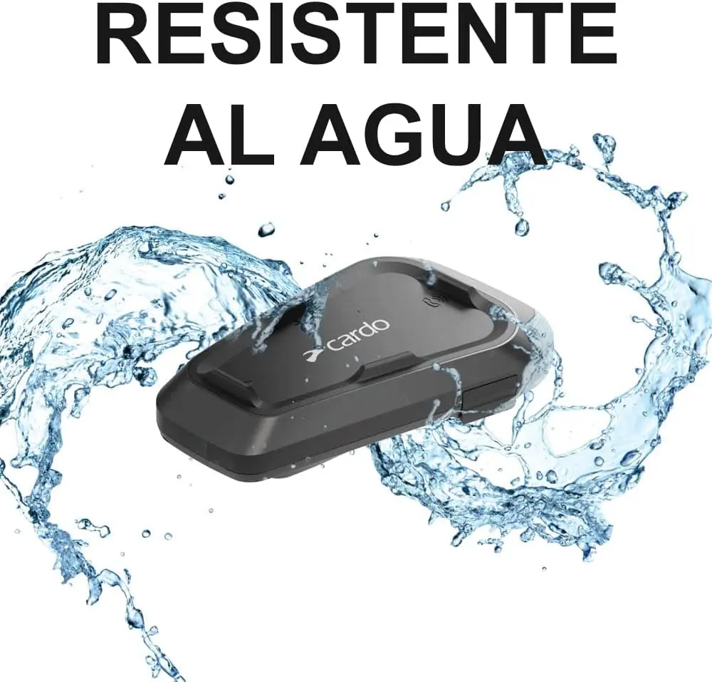 Intercomunicador Cardo Spirit con certificación de resistencia al agua frente a lluvia y tormentas.
